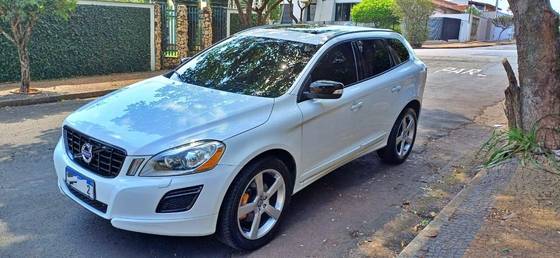 VOLVO XC60 3.0 T6 TOP AWD TURBO GASOLINA 4P AUTOMÁTICO VOLVO XC60 3.0 T6 TOP AWD TURBO GASOLINA 4P AUTOMÁTICO